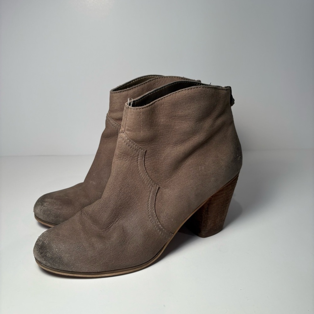 Bp “trott” Western Chunky Leather Taupe Block Heel Wmn’s 9M Bootie